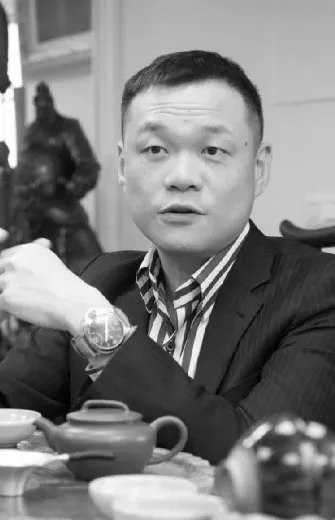 尤淳平 董事